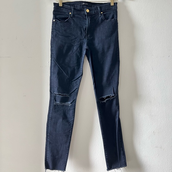 JBrand Jeans - Picture 1 of 2